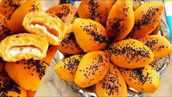 طريقة عمل ميني باتية بالجبنة وحبة البركه