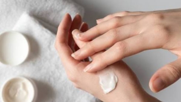 وصفات ترطيب اليدين