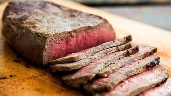 أطعمة غنية بالحديد أكثر من اللحوم الحمراء