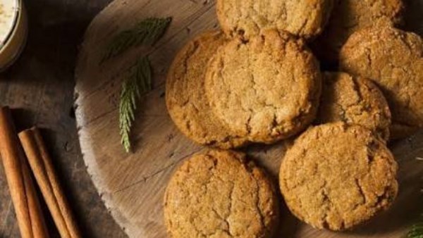 طريقة عمل بسكويت الزنجبيل والقرفة