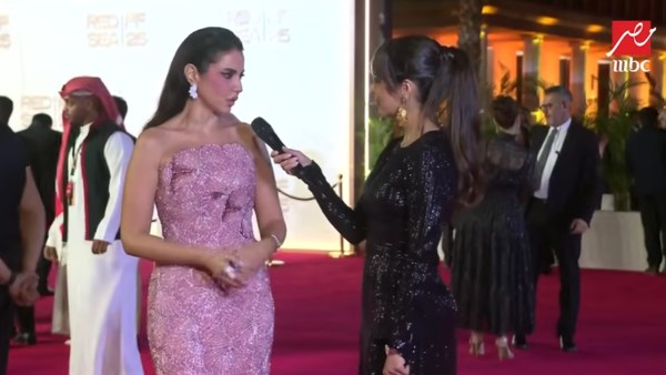 لقاء مع الفنانة درة