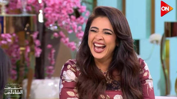 ياسمين عبد العزيز