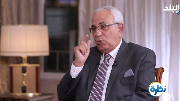 الكاتب عادل نعمان