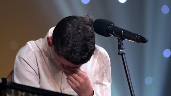 بكاء الطفل علي محمد