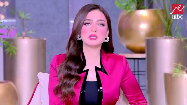 الإعلامية ياسمين عز