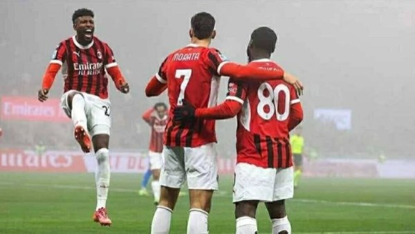 ميلان الإيطالي 