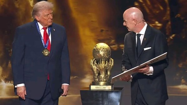 ترامب وإنفانتينو 