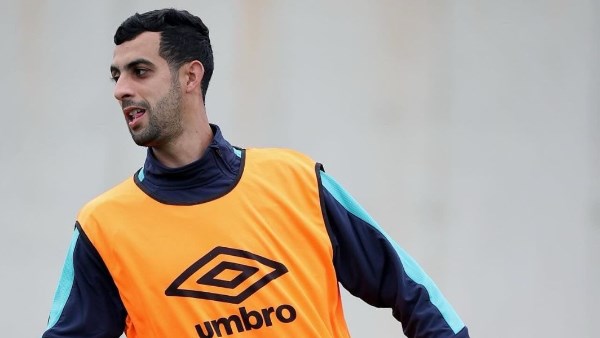 الأهلي يقترب من ضم يوسف بلعمري.. الرجاء يفشل في تجديد عقد نجم الفريق الأهلي يقترب من ضم يوسف بلعمري.. الرجاء يفشل في تجديد عقد نجم الفريق