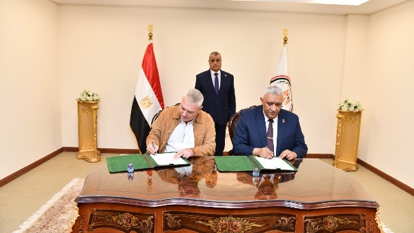 خلال معرض “EDEX 2025”.. وزير الإنتاج الحربي يشهد مراسم توقيع عقد للتعاون المشترك في مجال التصنيع العسكري