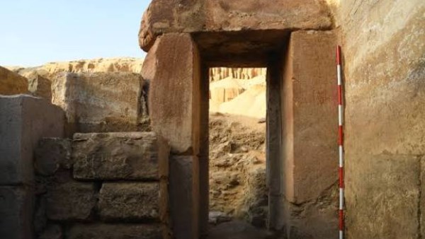 كشف أثري جديد يعيد فتح ملف عبادة الشمس