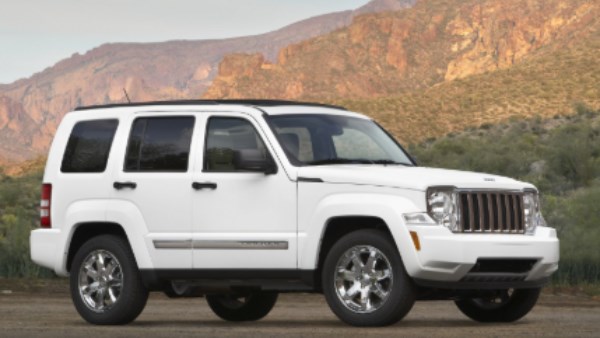  جيب شيروكي موديل 2011