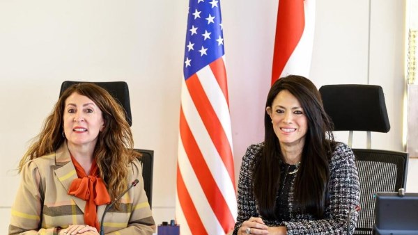 السفيرة الأمريكية تناقش المساعدات الخارجية مع وزيرة التخطيط والتنمية الاقتصادية والتعاون الدولي