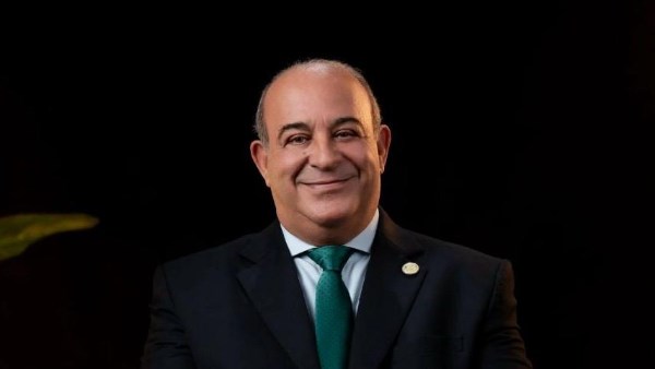  الدكتور مجدي مرشد