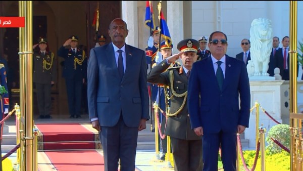 الرئيس السيسي ورئيس مجلس السيادة السوداني