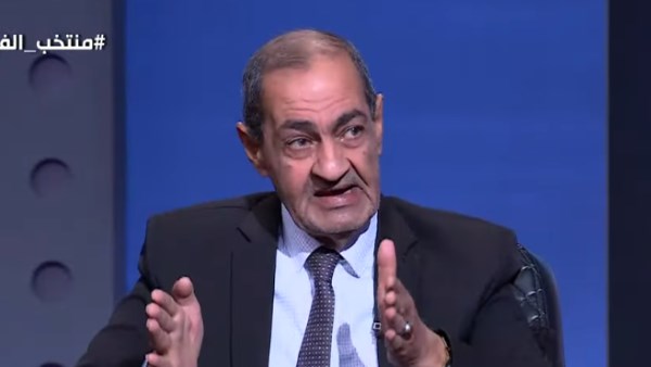  الكاتب الصحفي اسامة الدليل 