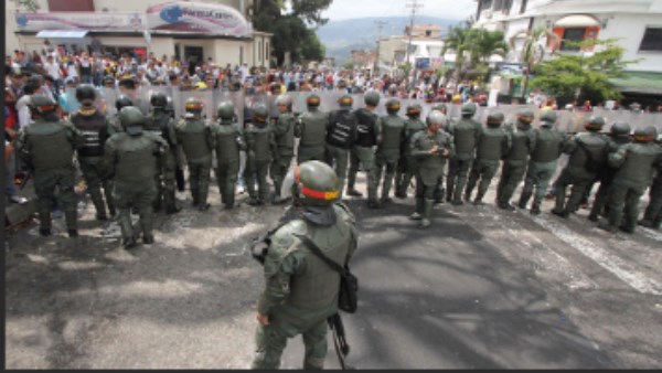 هل يضع ترامب فنزويلا على طاولة الخيارات