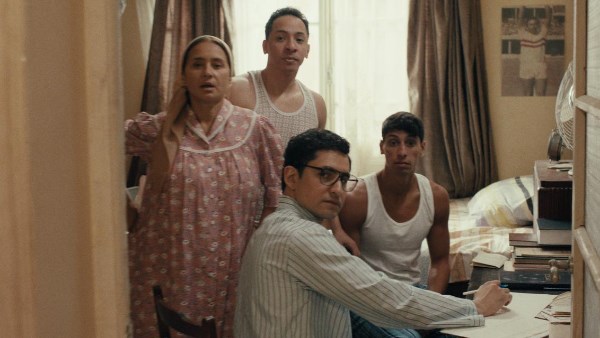 الإعلان التشويقي لفيلم «القصص» قبل عرضه في مهرجان البحر الأحمر الإعلان التشويقي لفيلم «القصص» قبل عرضه في مهرجان البحر الأحمر