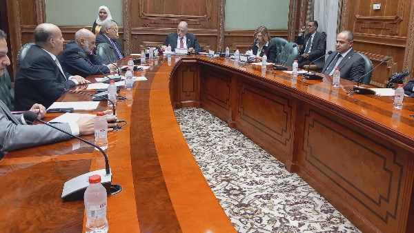 اجتماع لجنة التضامن الاجتماعي وحقوق الانسان بمجلس الشيوخ