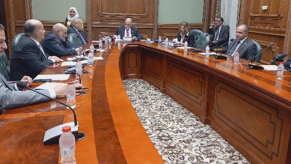 بدء اجتماع حقوق الإنسان بالشيوخ لمناقشة خطة عمل اللجنة 