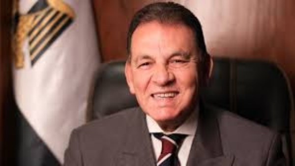  اللواء حاتم باشات، رئيس لجنة الشئون الإفريقية بمجلس النواب الأسبق