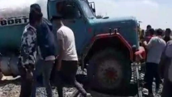  إقامة معابر على قضبان السكك الحديدية