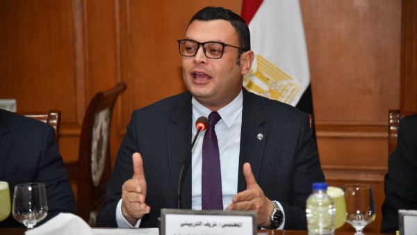  وزير الإسكان الدكتور شريف الشربيني 