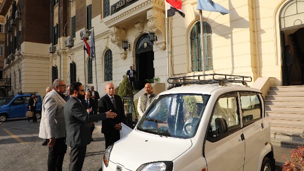 السيارات الكيوت