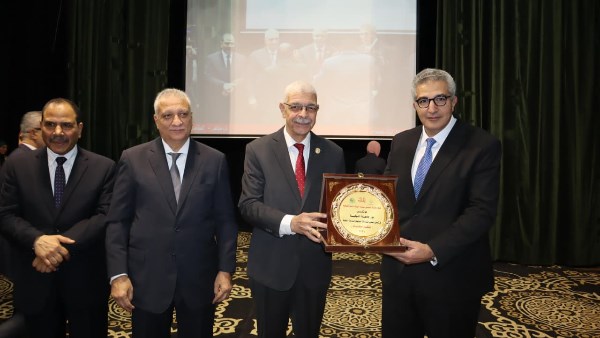 الأعلى للجامعات 