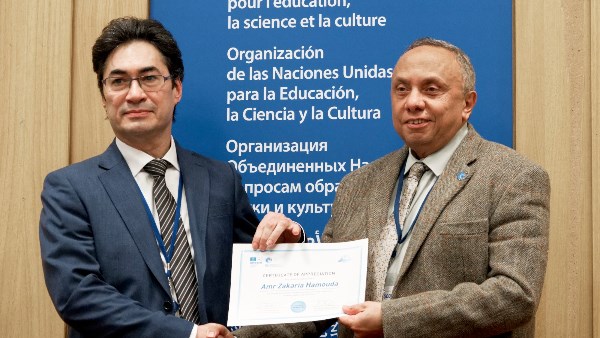 الدكتور عمرو زكريا 