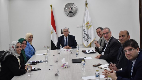 وزير التعليم العالي 