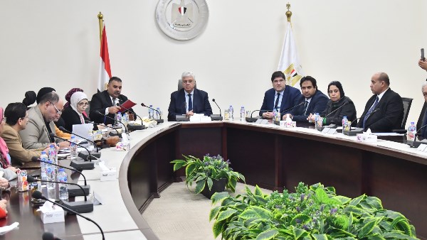 وزير التعليم العالي 