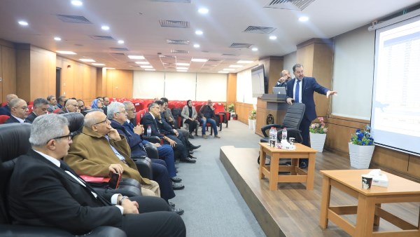 الأعلى المستشفيات الجامعية 