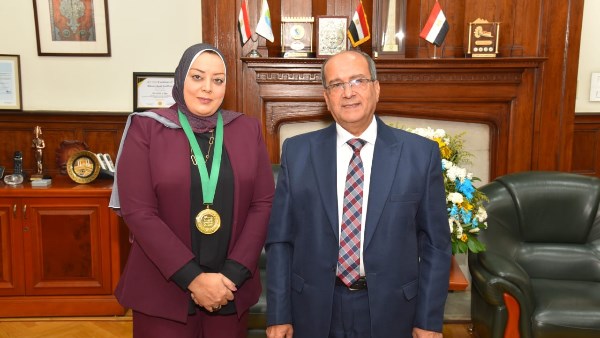 احمد جابر ولمياء مصطفي