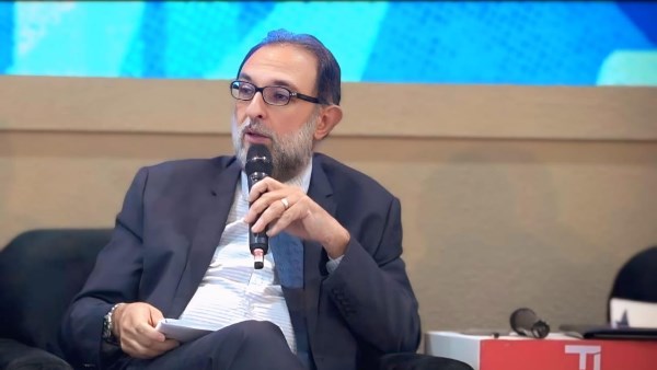 طارق الهوبي