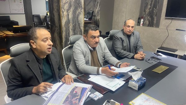 مسئولو "الإسكان" يتابعون سير العمل بالإدارة العقارية 