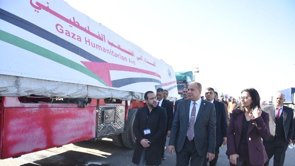 القافلة 15 من المساعدات الإغاثية العاجلة إلى قطاع غزة