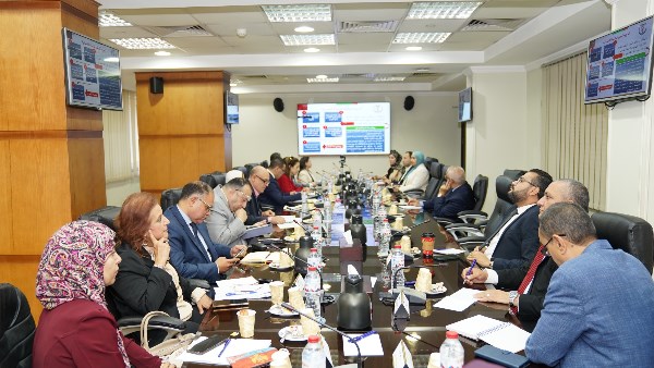 جانب من لقاء الخبراء