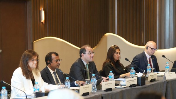 وزير المالية: النمو الاقتصادي يتسارع بالربع الأول من العام ويتجاوز 5.3% وزير المالية: النمو الاقتصادي يتسارع بالربع الأول من العام ويتجاوز 5.3%