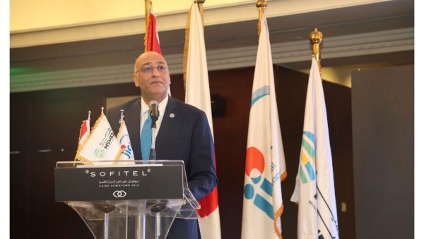 باسل رحمي: نجاح تنافسية مشروعات صناعات الغذاء والبلاستيك بالإسكندرية والمنيا باسل رحمي: نجاح تنافسية مشروعات صناعات الغذاء والبلاستيك بالإسكندرية والمنيا