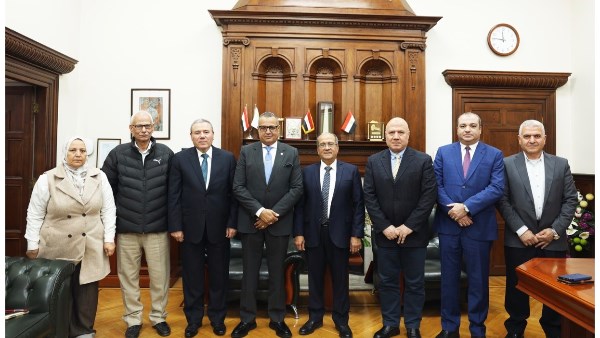 القابضة لمياه الشرب تبحث تطوير محطة دهب ورفع كفاءة الصرف الصحي القابضة لمياه الشرب تبحث تطوير محطة دهب ورفع كفاءة الصرف الصحي