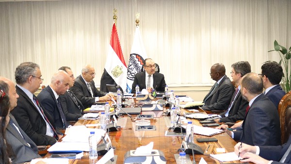 وزير قطاع الأعمال العام