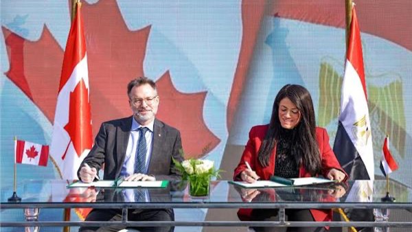 وزيرة التخطيط