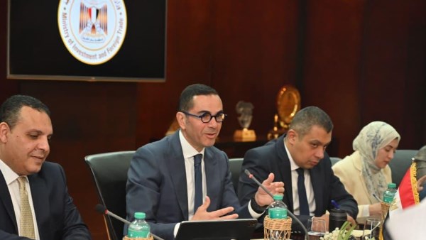 جانب من الاجتماع 