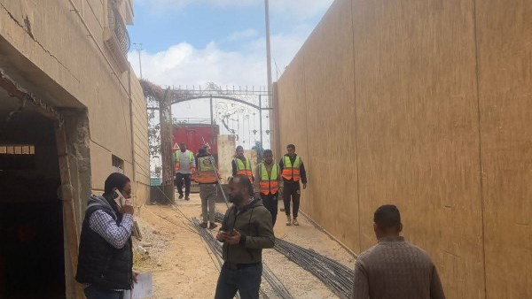 القضاء على مخالفات البناء بحدائق أكتوبر