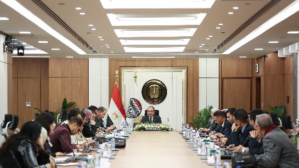 المهندس محمد شيمي وزير قطاع الأعمال العام 