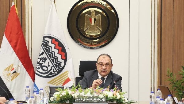 المهندس محمد شيمي وزير قطاع الأعمال العام 