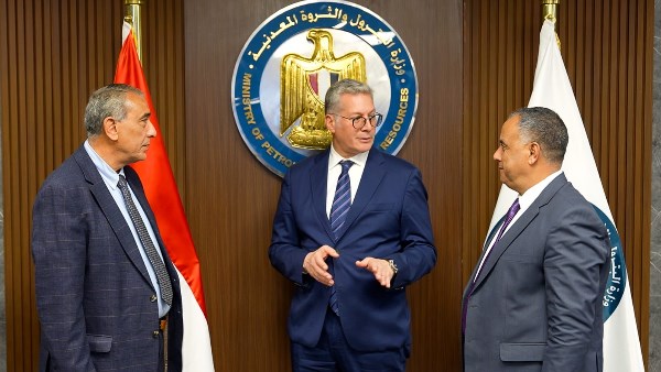 وزير البترول