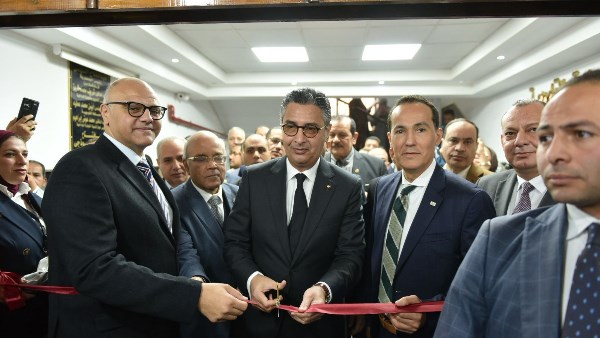 وزير التموين 