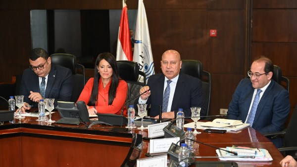 وزير الصناعة