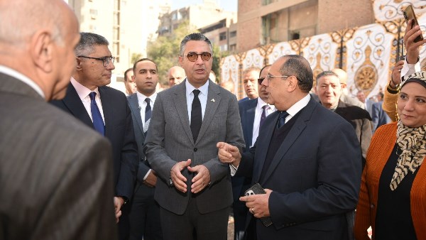 افتتاح سوق اليوم الواحد 